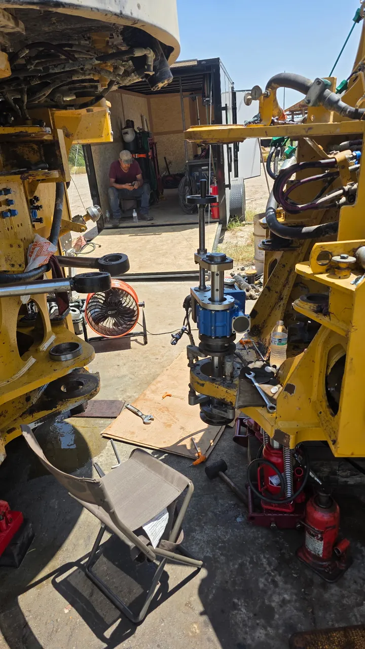 Line boring a worn pin bore